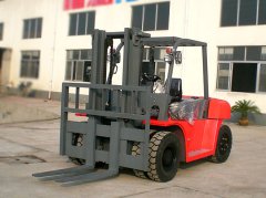 5噸內(nèi)燃平衡重式叉車(chē)